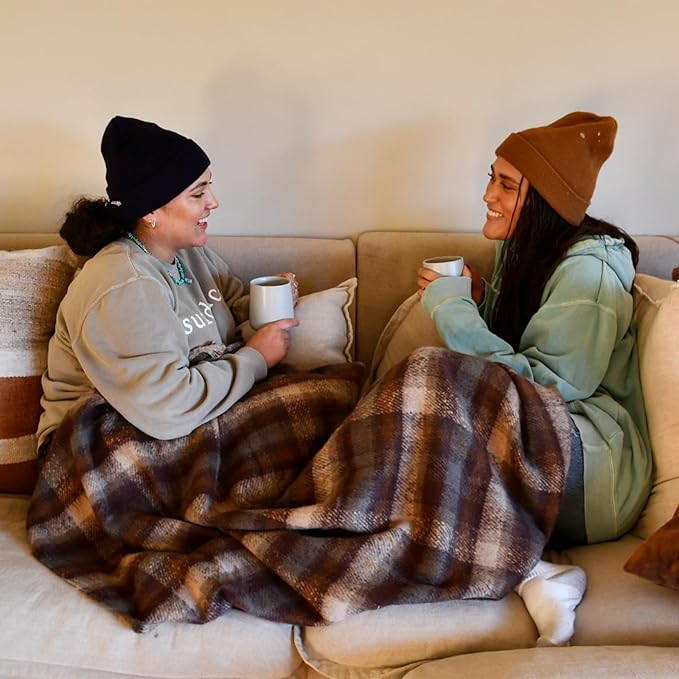 CozyNest Decor ZonLi Brown throw blanket with tassels, 50x60 inches, lightweight and warm for couch, bed, or outdoor use.