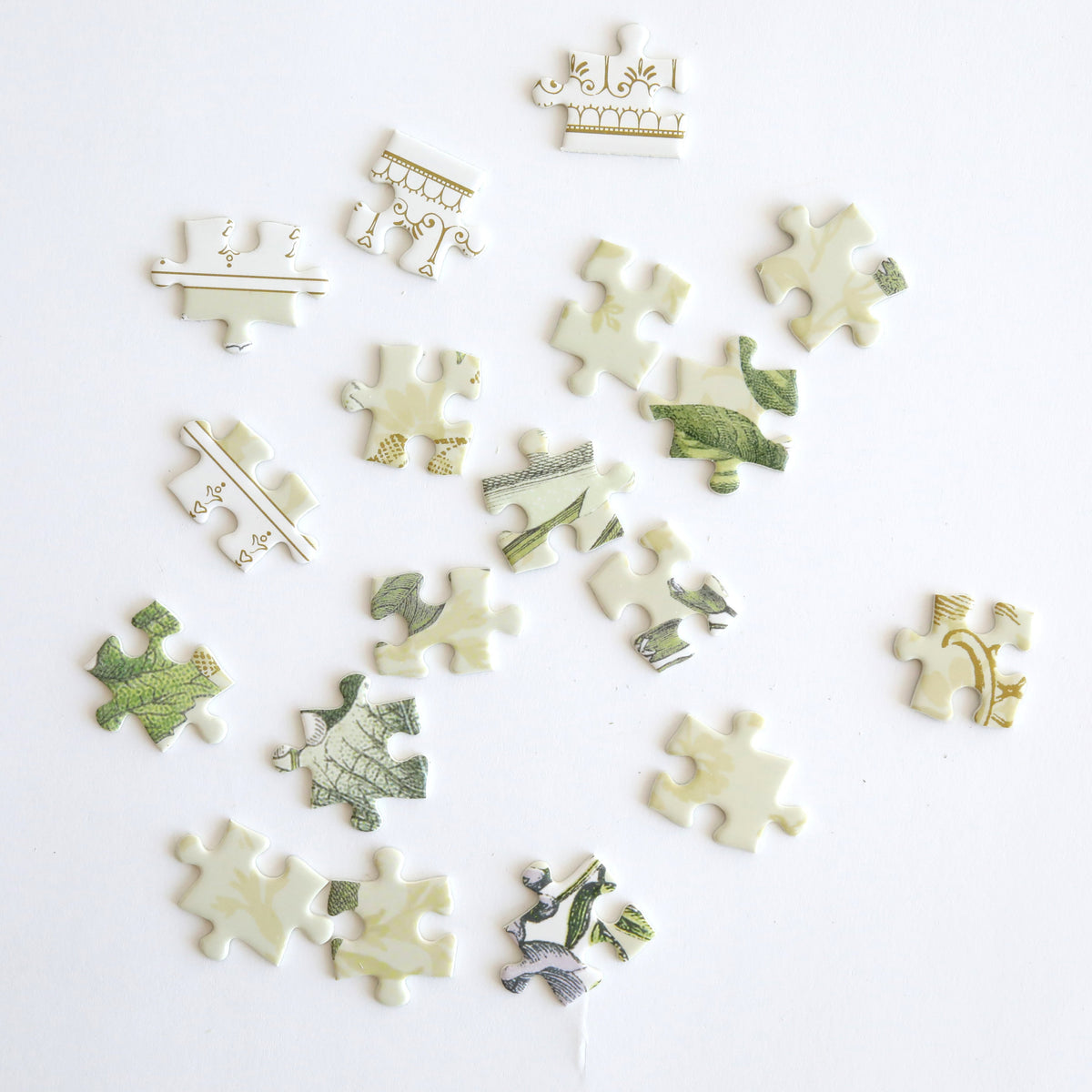Antique Botanicals jigsaw puzzle by Anna Griffin Inc., featuring vintage botanical illustrations and detailed floral artwork.