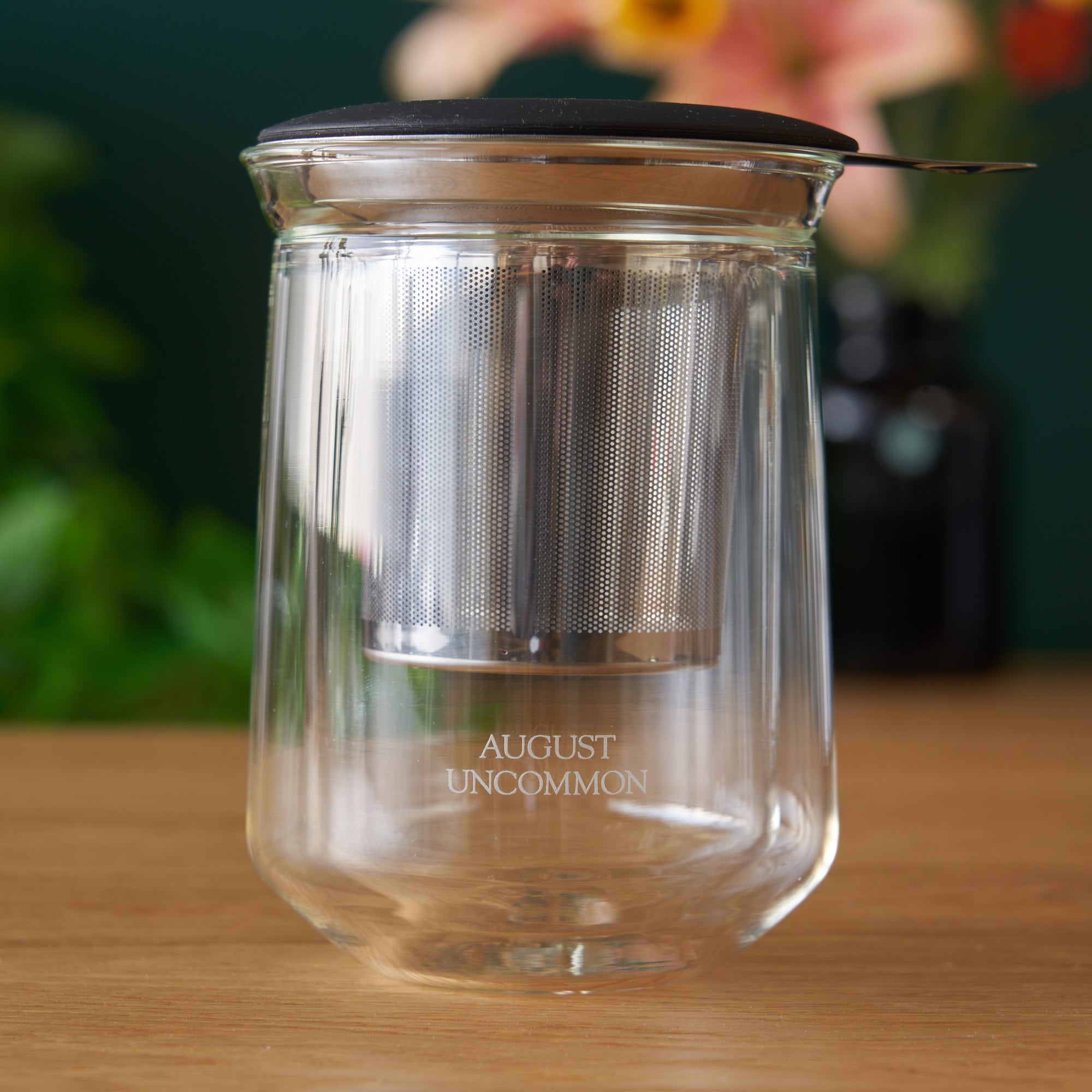 August Uncommon Tea tasting glass for tea, showcasing a clear, elegant glassware piece designed for a refined drinking experience.