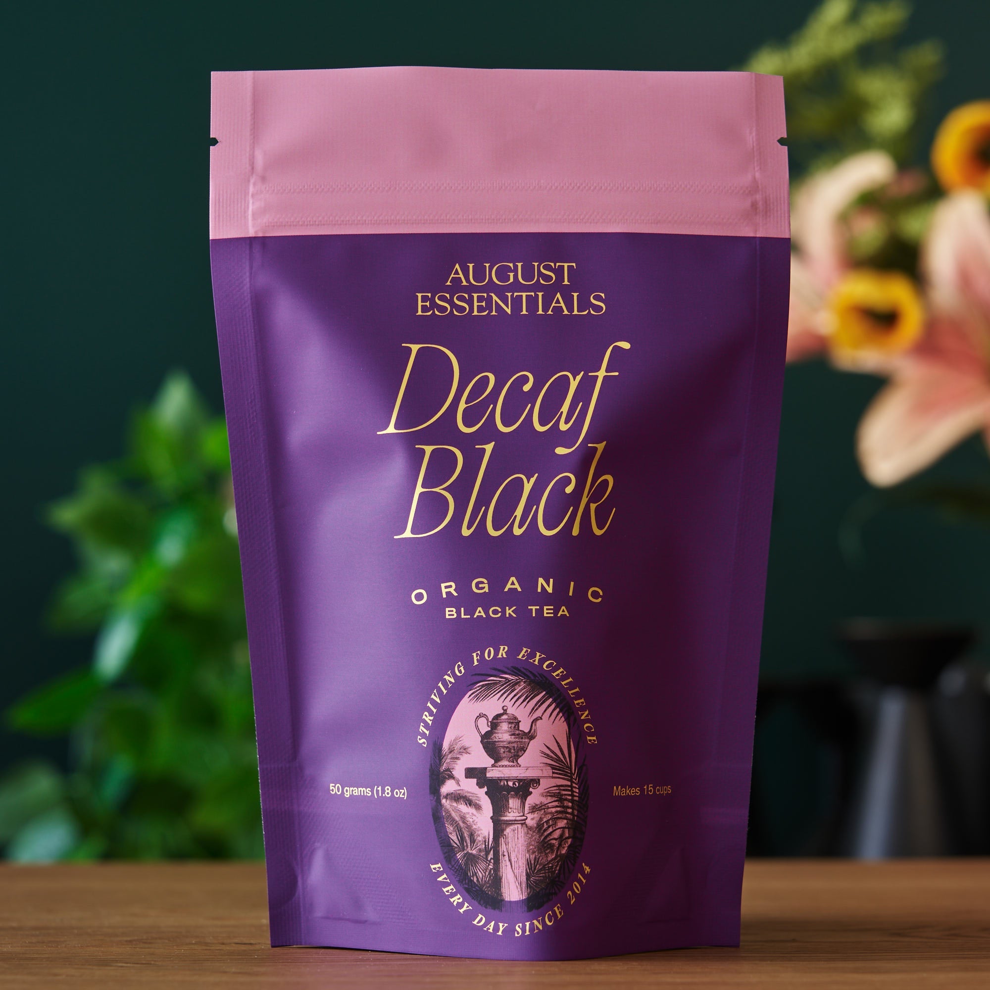 August Uncommon Tea Essentials Decaf Black Black Tea bag, showing the 15-cup black tea packaging for decaffeinated black tea.