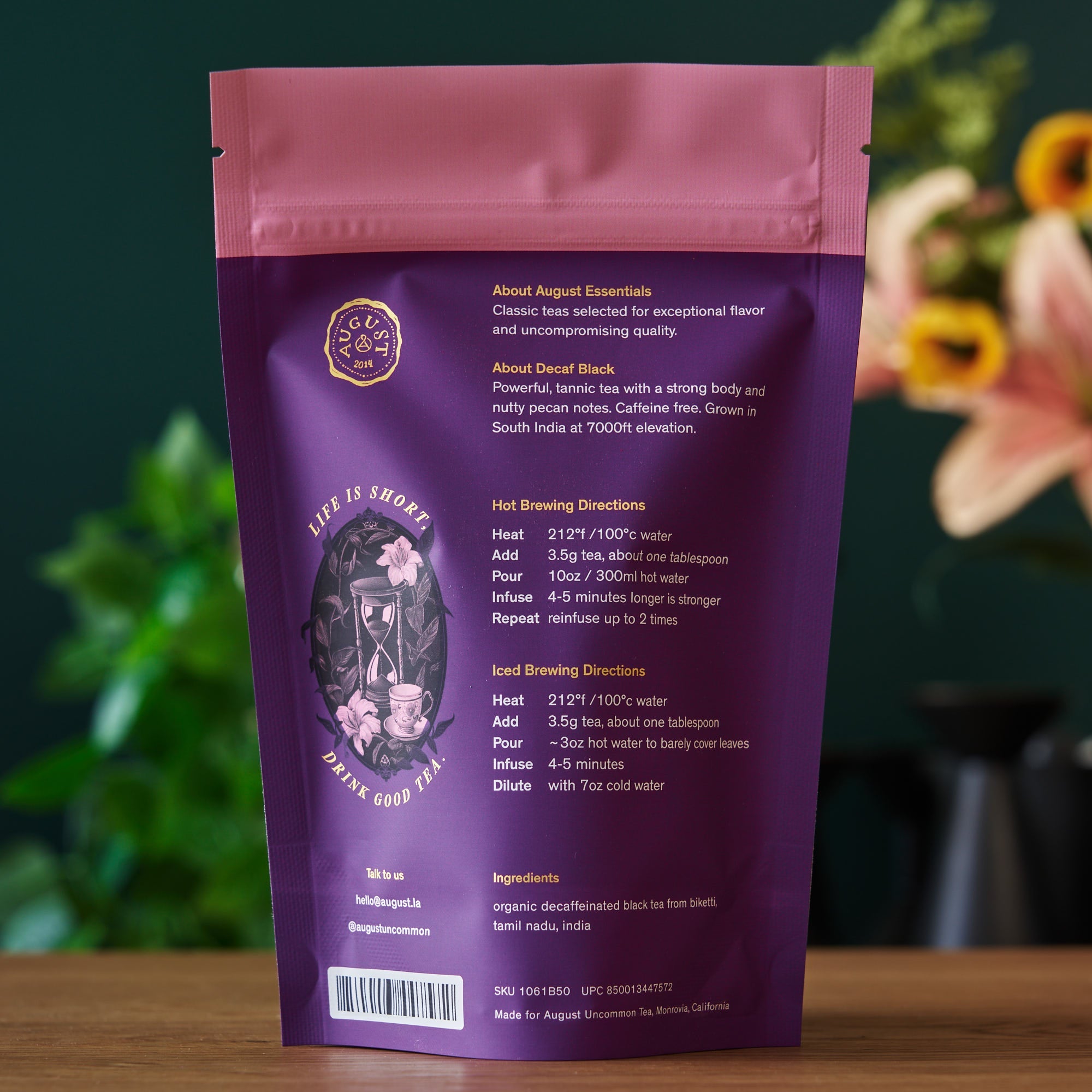 August Uncommon Tea Essentials Decaf Black Black Tea in a 15-cup bag, rich black tea leaves for brewing hot beverages.