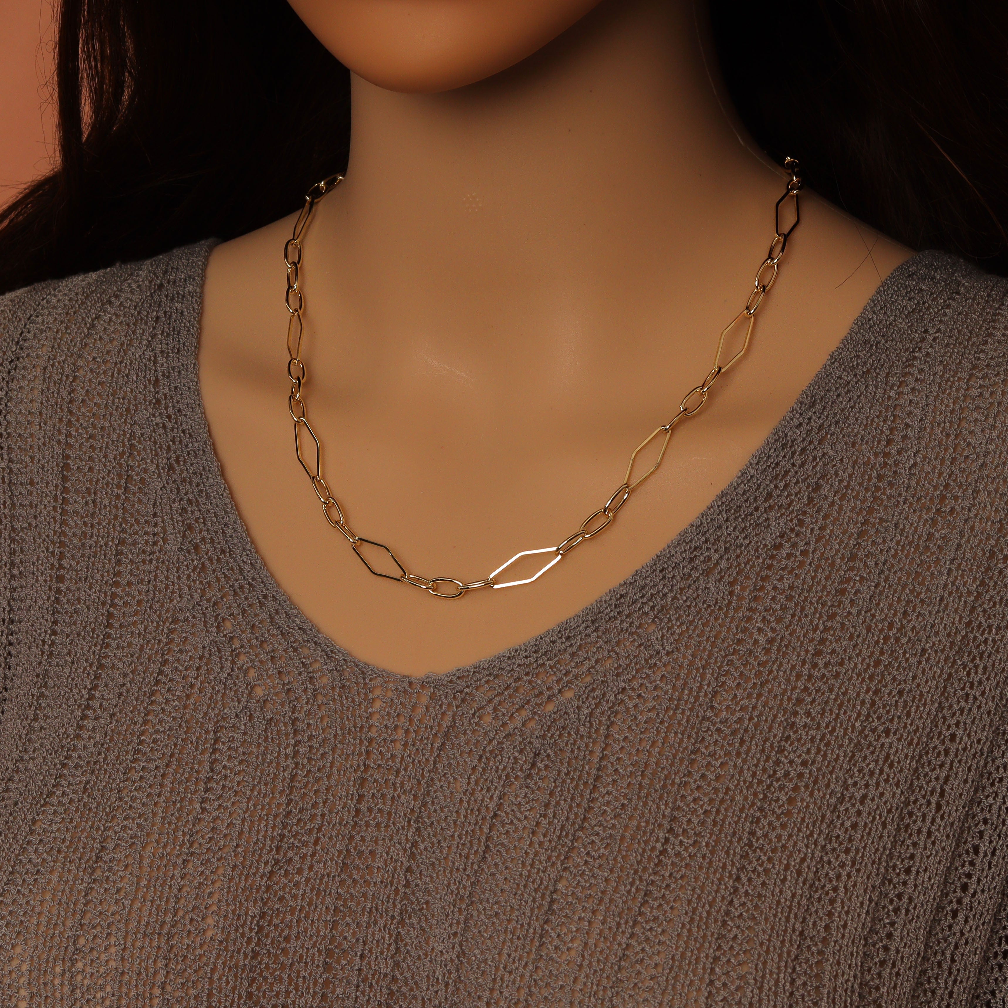 Wholesale gold and silver mixed shape stainless steel chain by the yard, featuring various designs, from Bestbeads&Beyond.