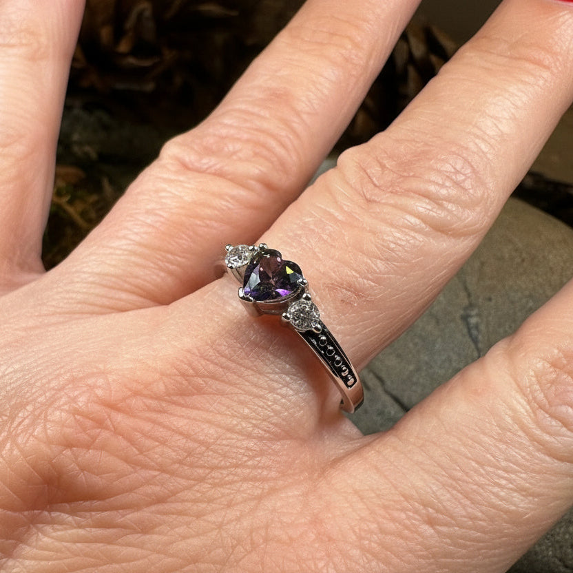 Celtic Crystal Design Jewelry Mystic Topaz Heart Ring featuring a polished heart-shaped topaz gemstone in a detailed silver band