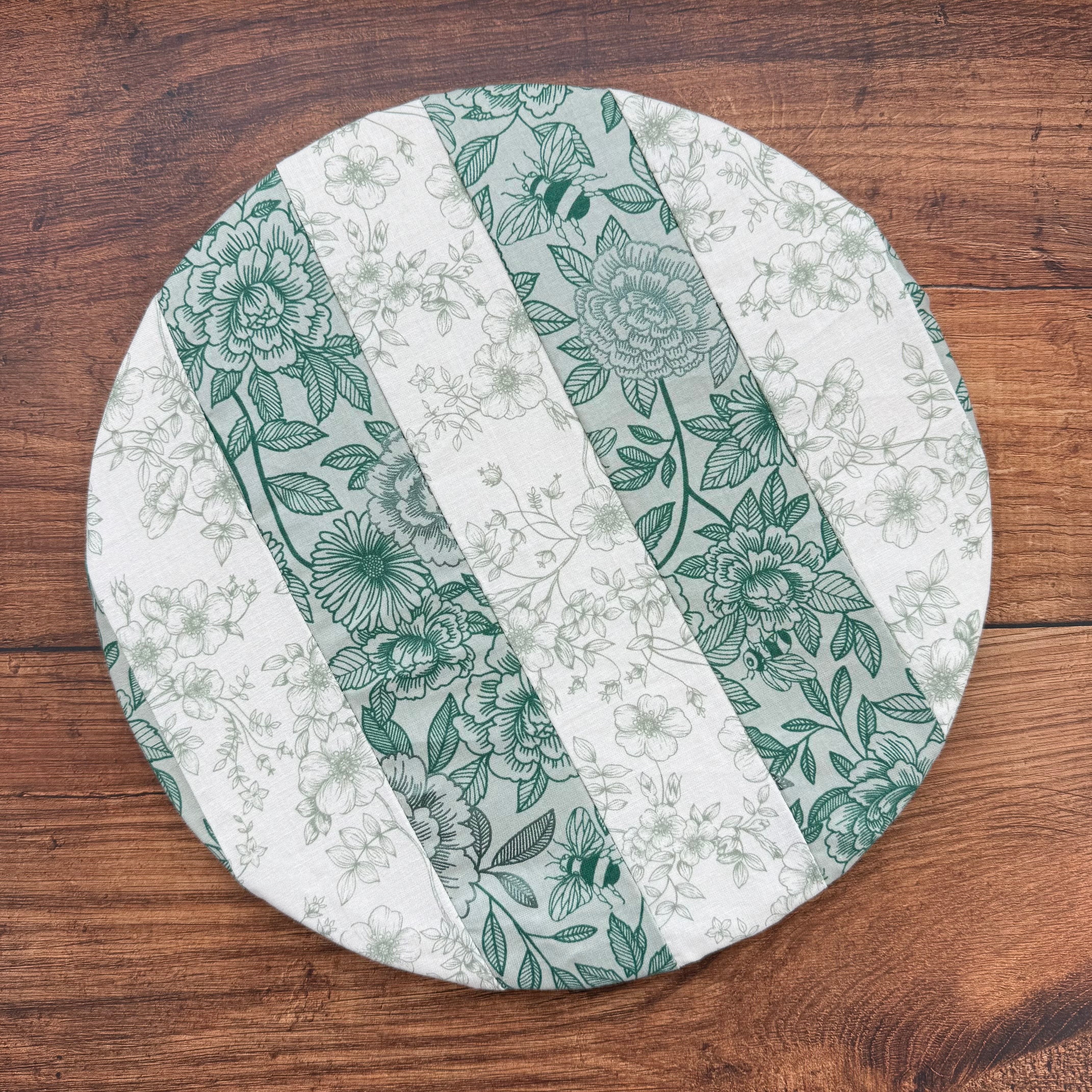 Medium bowl and banneton covers from Five Oaks Farm, featuring autumn mushroom designs for baking and bread proofing.