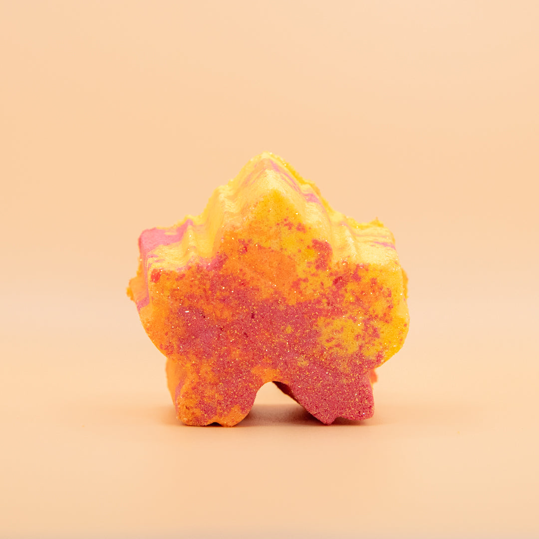 Fragrant Jewels Autumn Orchard candle and bath bomb set featuring a rhodium-plated ring in a festive bundle display.