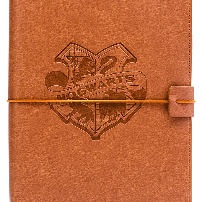 Harry Potter Welcome to Hogwarts Traveler's Notebook Set by Insight Editions, softcover journal with magical Harry Potter-themed designs.