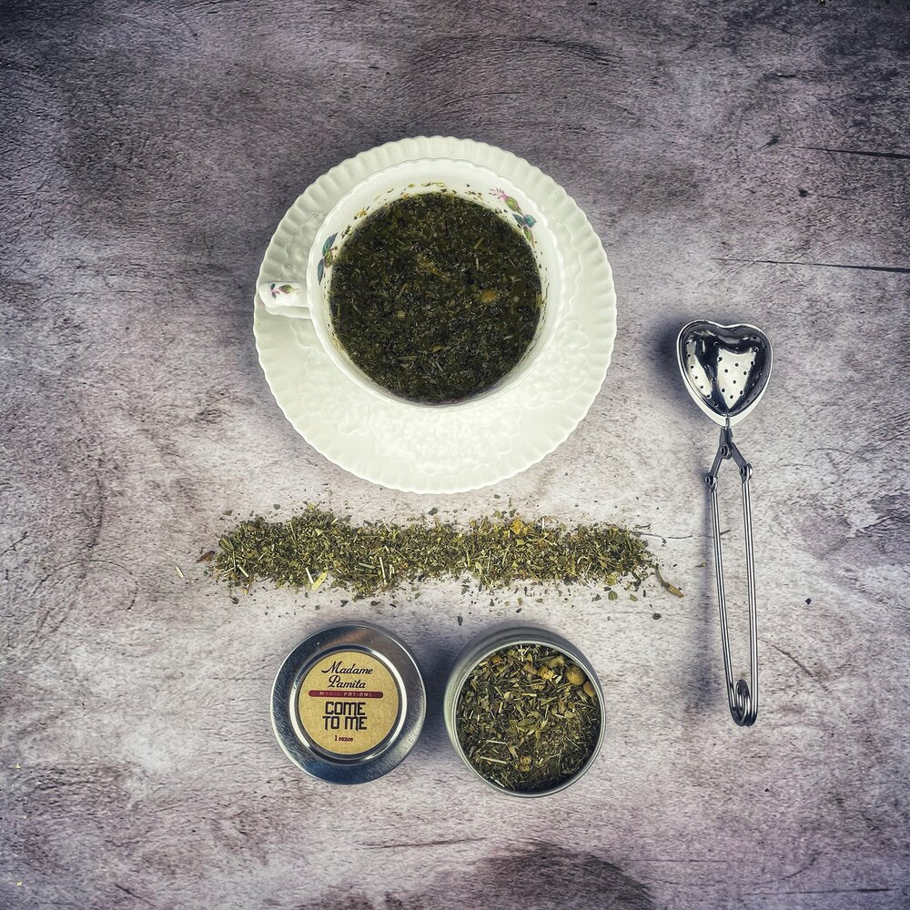 Come to Me Love Potion Spell Kit by Parlour of Wonders with 15 potion sachets for love charms and spellcasting.
