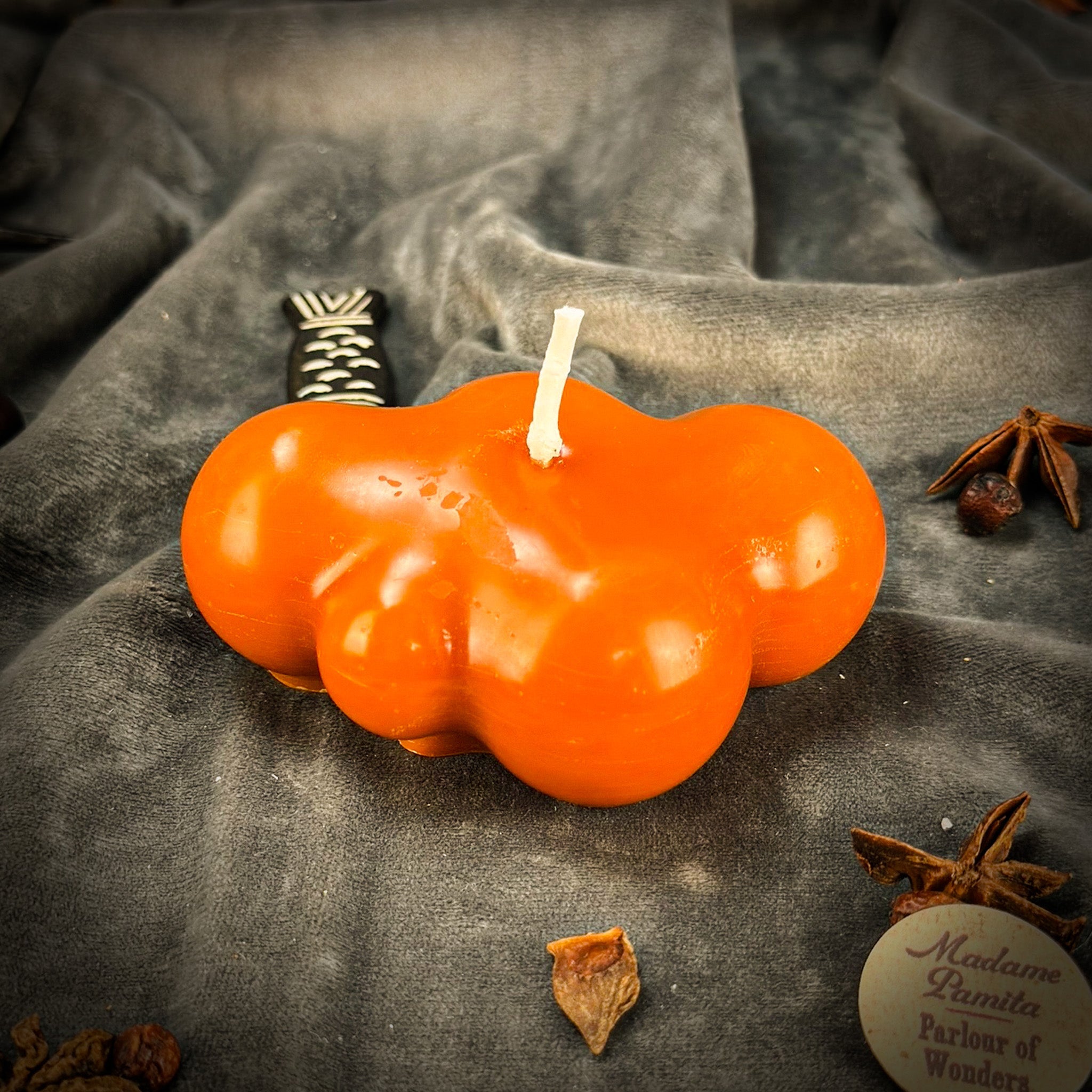 Parlour of Wonders Dreamy Cloud Candle Spell Kit for sleep and relaxation, featuring blue candles and dreamwork magic elements.