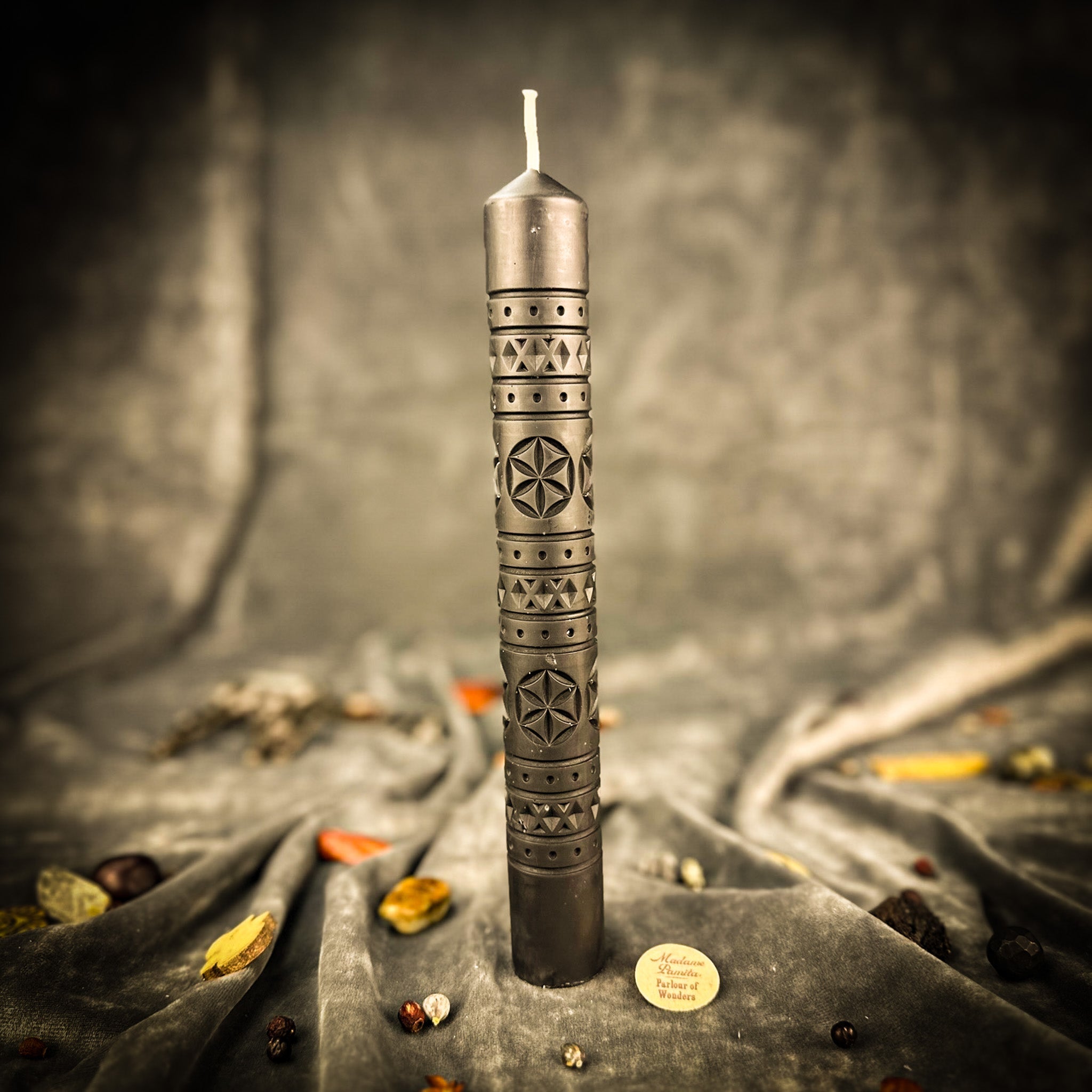 Parlour of Wonders Rozetka Six Petal Rosette Candle Spell Kit with green candles for protection and harmony.