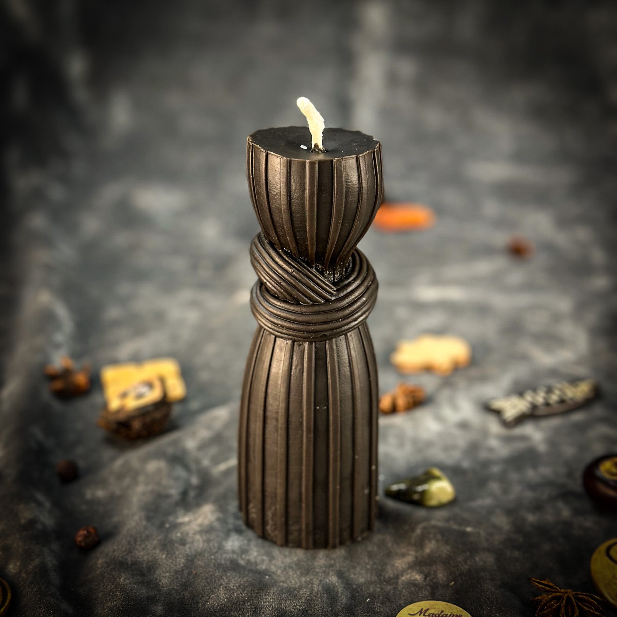 Purple Binding Knot Candle Spell Kit by Parlour of Wonders for connection and control magic, includes candles and spell tools.