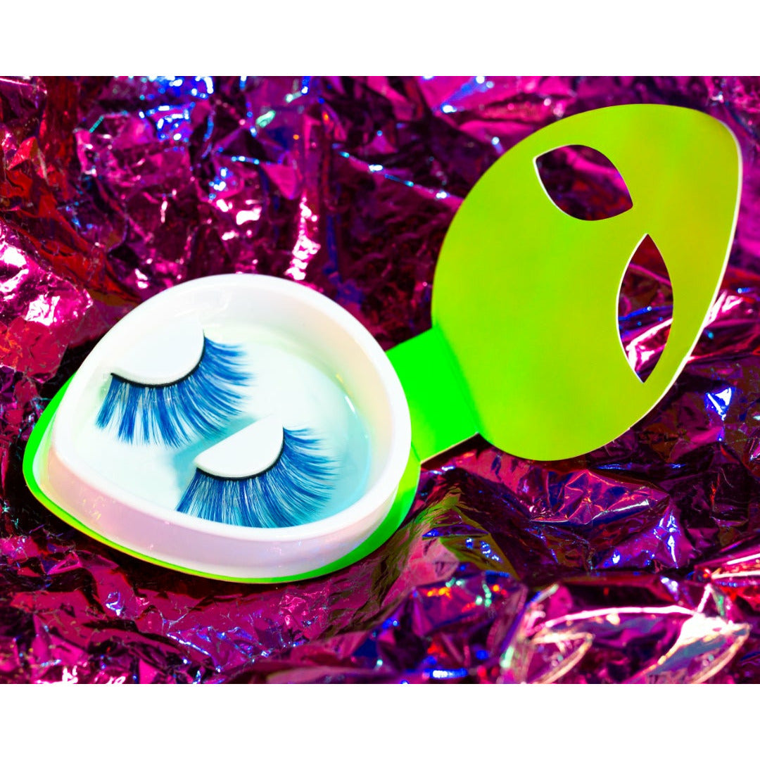 Profusion Cosmetics UFO SFX glow-in-the-dark lashes with dramatic, luminous lash design for special effects or costume wear.