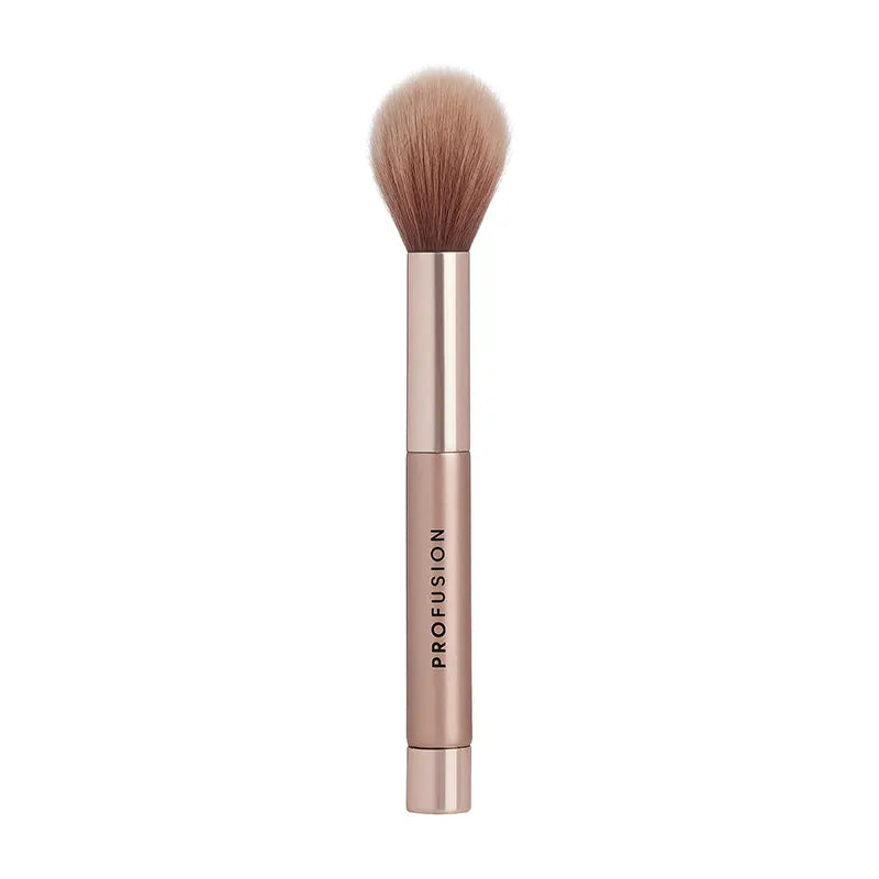 Profusion Cosmetics Magnetix Blush Brush, a makeup brush with soft bristles designed for applying blush evenly.