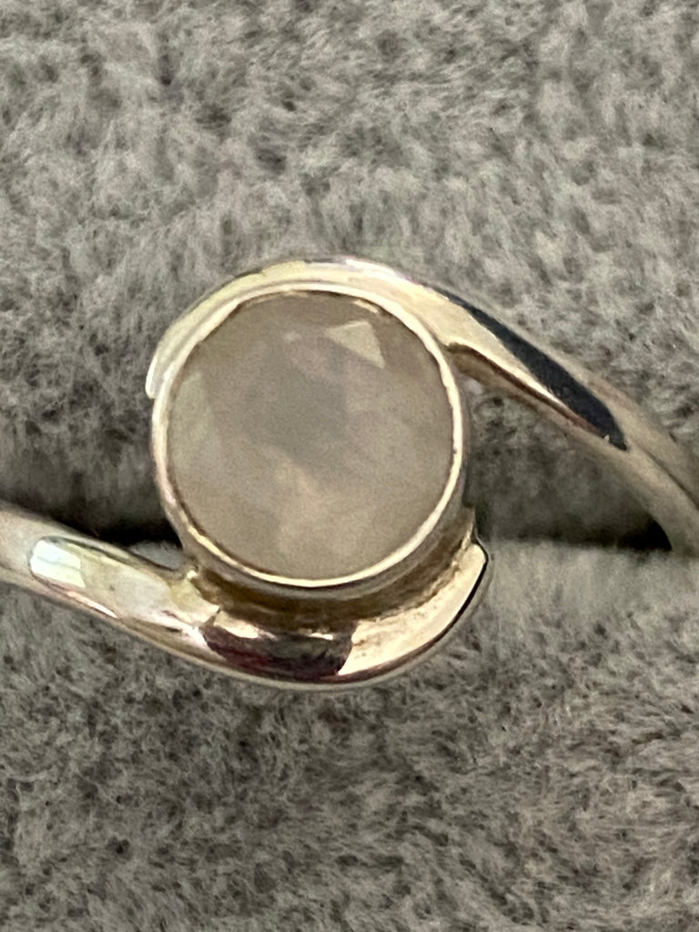 Rainbow Moonstone Round 925 Sterling Silver Ring - Practical Magic Store