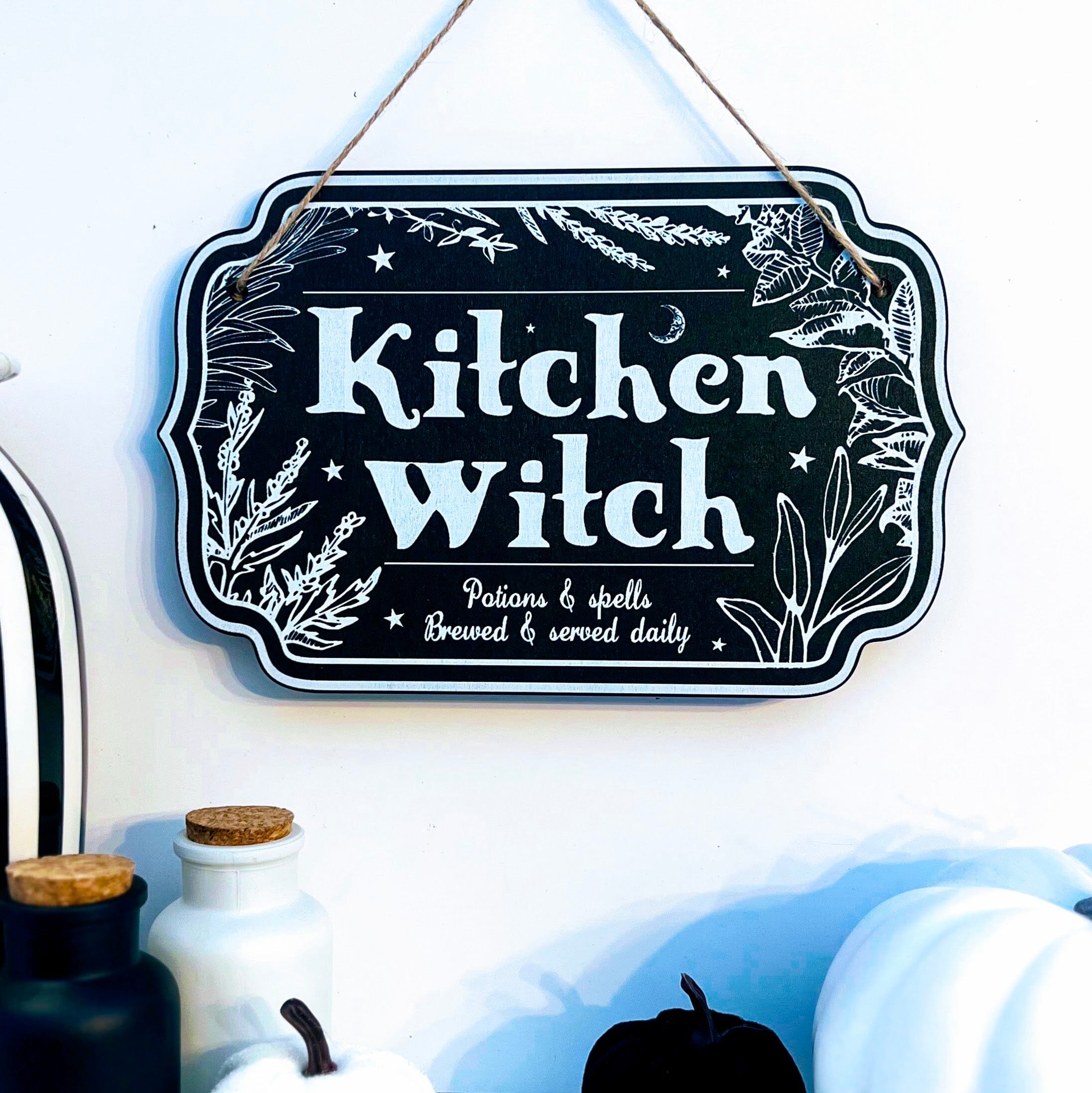 Wooden sign with witchy decor design for home, Spirit Nest brand, ideal for kitchen or witch-themed interior decoration.