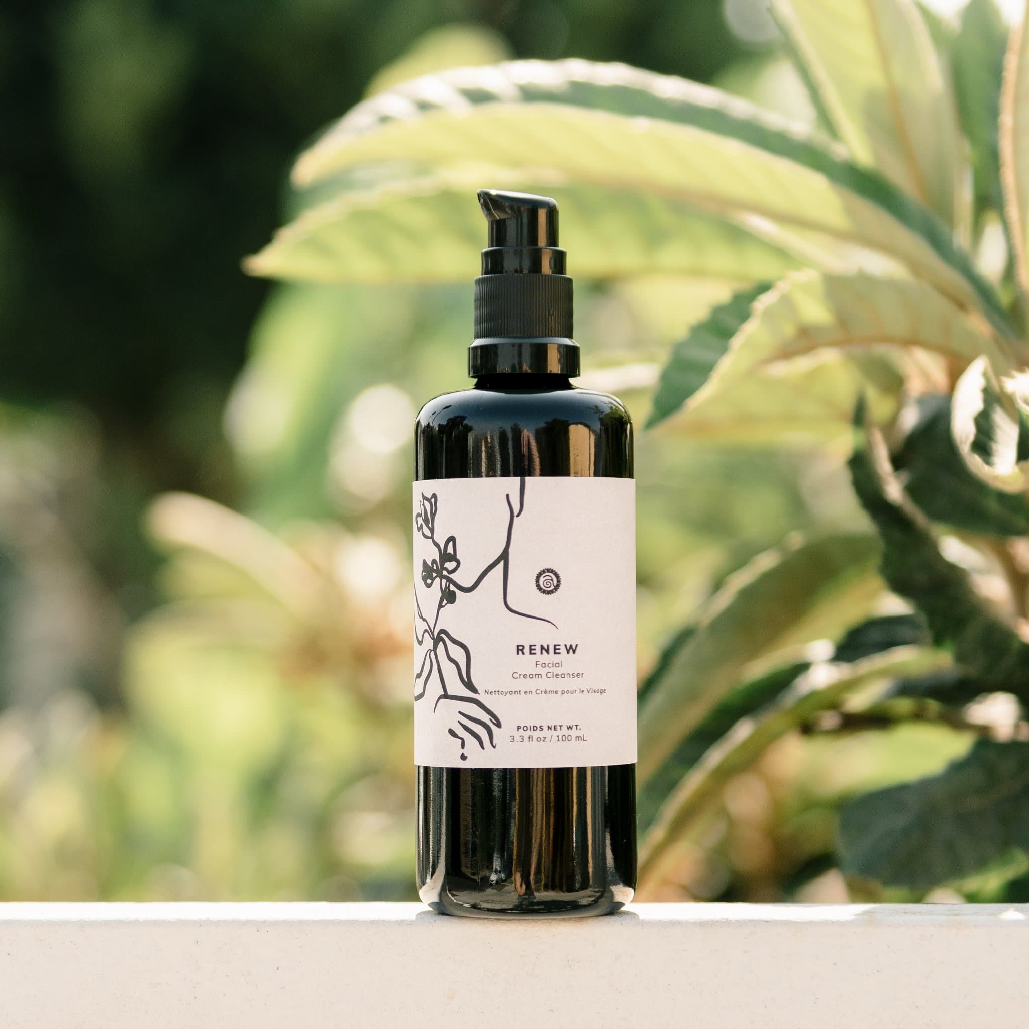 Annmarie Skin Care Renew Facial Cream Cleanser in 100ml bottle, with a gentle, creamy texture for cleansing skin.
