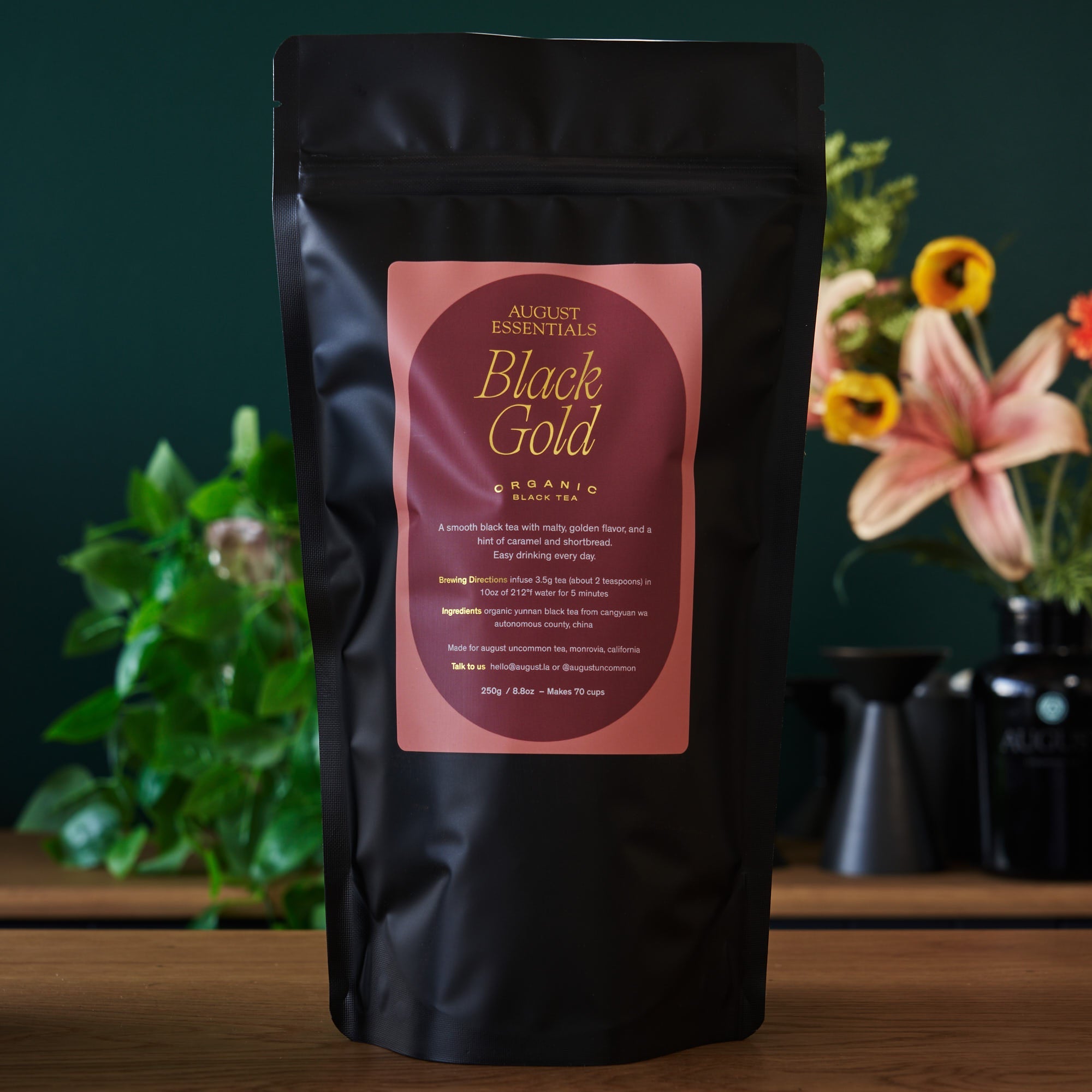 August Uncommon Tea Essentials Black Gold Black Tea in a 15-cup bag, rich black tea leaves for brewing hot beverages.