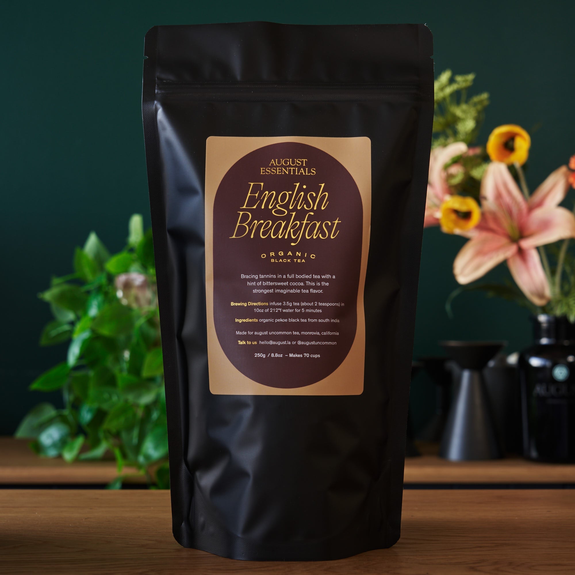 August Uncommon Tea Essentials English Breakfast Black Tea bag, premium black tea for brewing a hearty, full-flavored beverage.