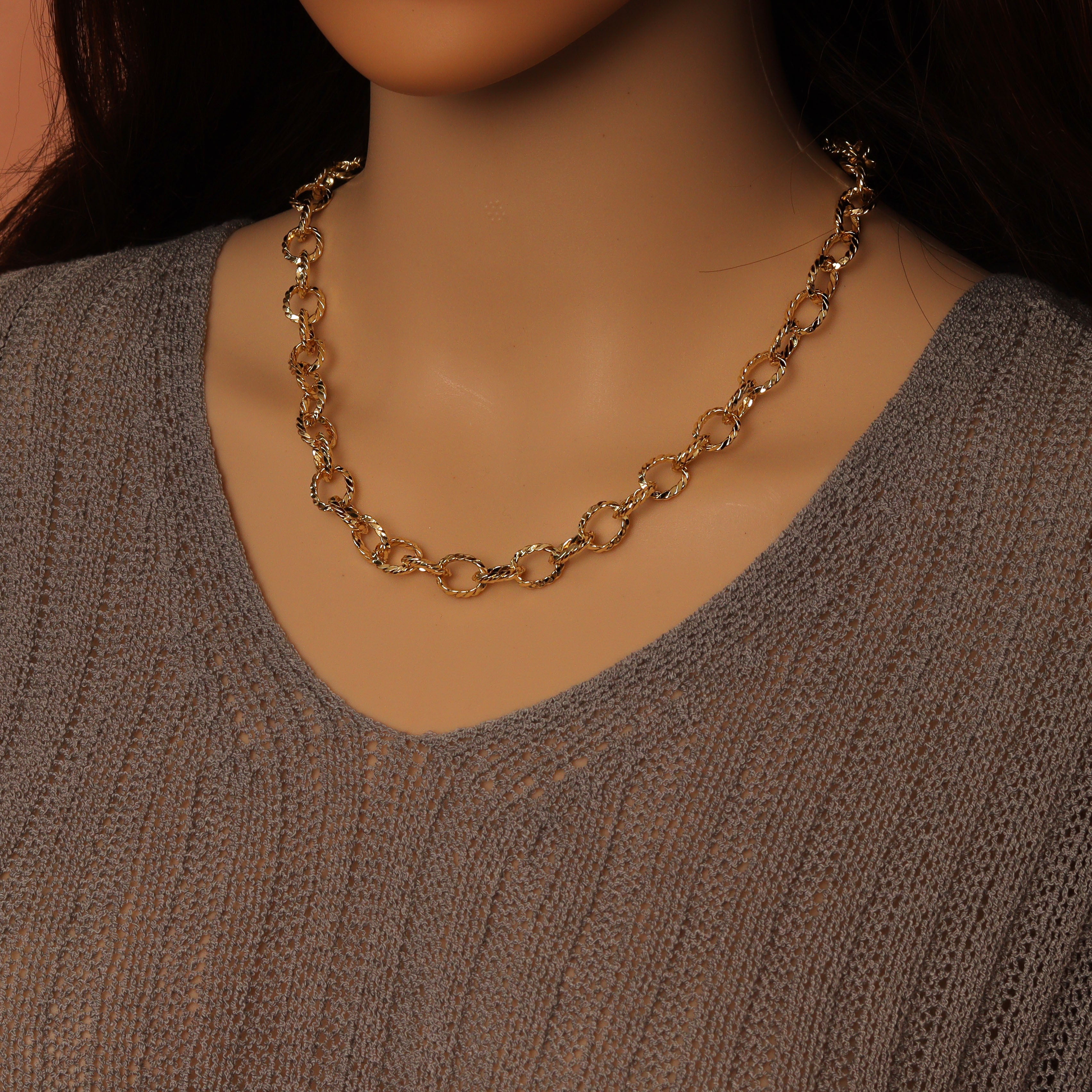 Wholesale Hammerd Large Oval Link Chain by Bestbeads&Beyond, showing close-up of hammered large oval links on a chain.