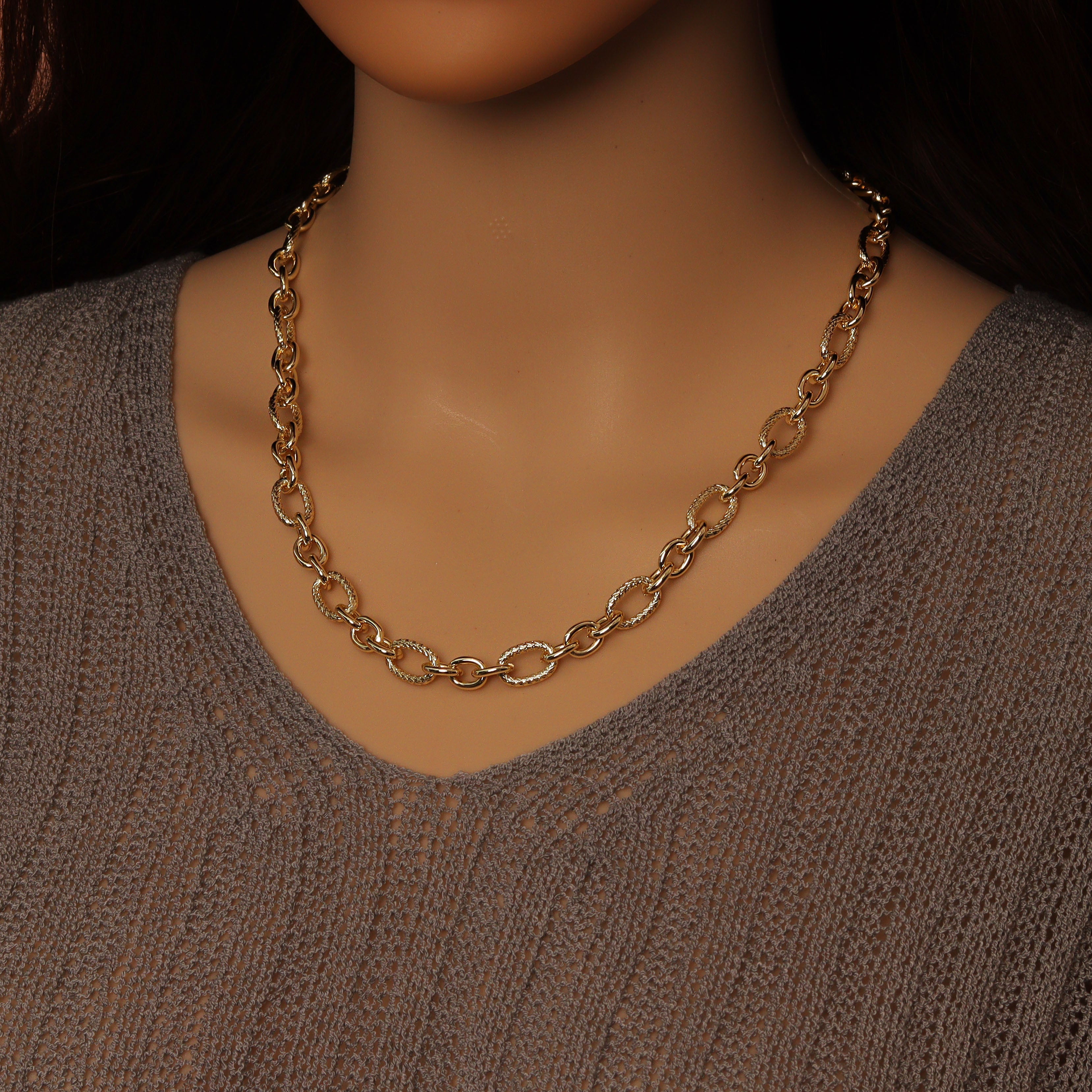Wholesale mixed oval link chain by Bestbeads&Beyond, 1 ft of versatile jewelry chain in various oval links.