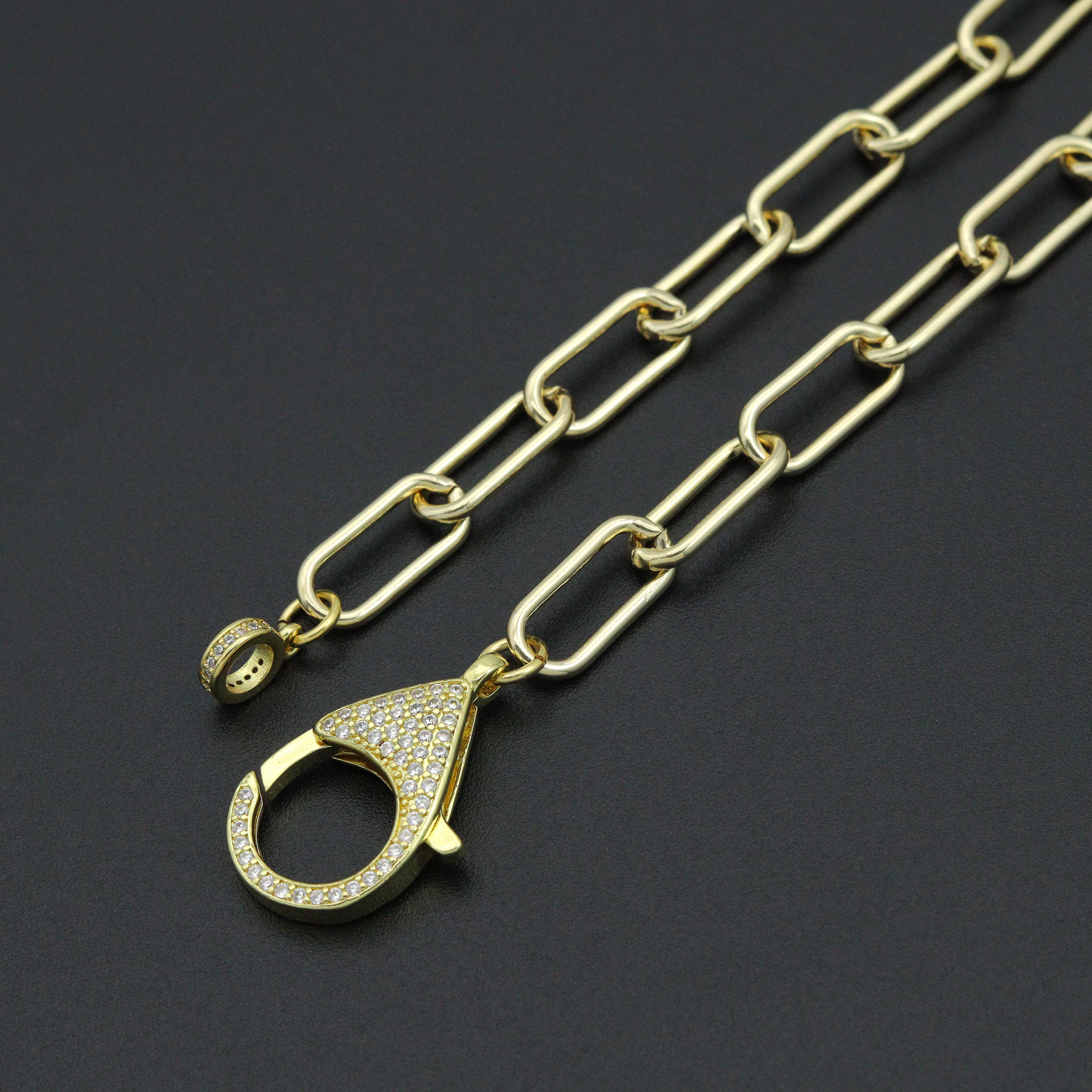 Bestbeads&Beyond paperclip link chain necklace with CZ lobster clasp, showcasing a sleek, modern jewelry design.