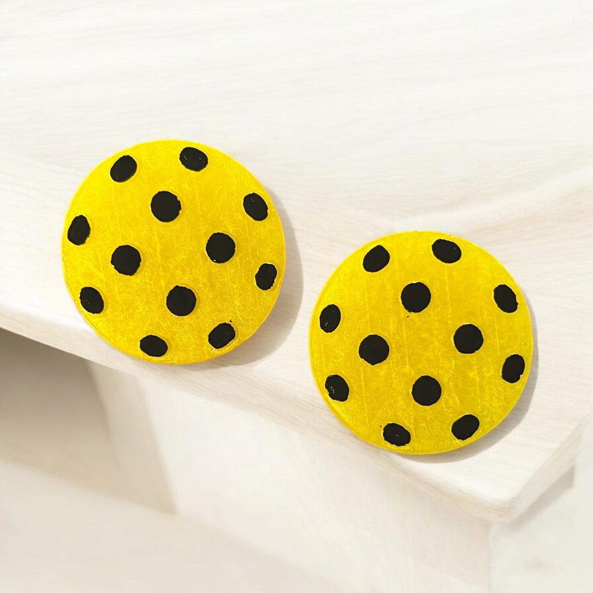 Bug & Bean Freshies pickleball vent clips and magnets, colorful and functional accessories for fans of pickleball.