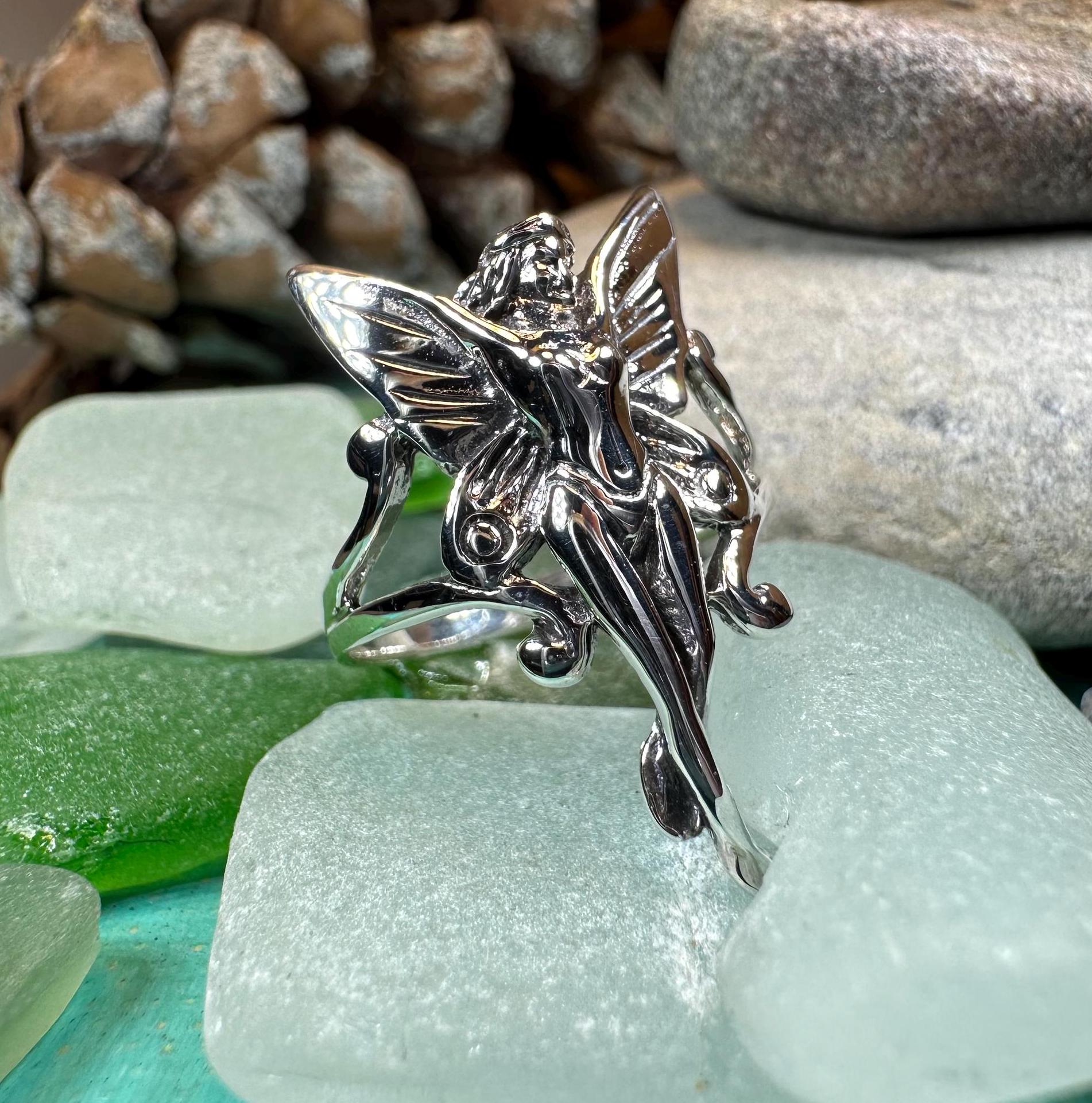 Celtic Crystal Design Jewelry Belle Epoque Fairy Ring featuring intricate Celtic patterns and sparkling crystal details.
