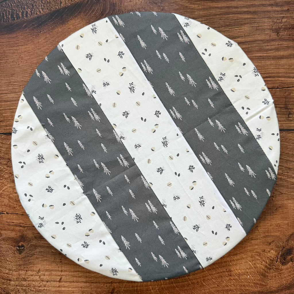 Medium bowl and banneton covers from Five Oaks Farm, featuring autumn mushroom design, used for bread proofing and storage.