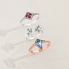 Fragrant Jewels candle and bath bomb bundle with a ring, featuring a rhodium-plated surprise in a luxury gift set.