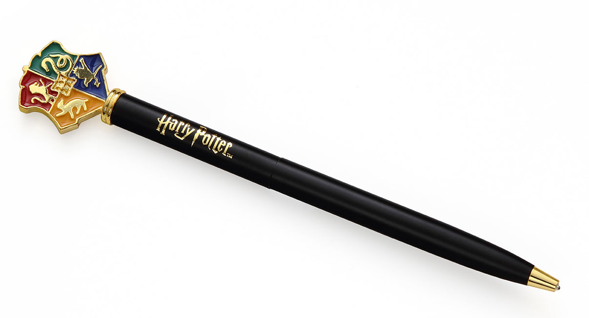 Harry Potter Hogwarts travel journal with pen, flexible cover from Insight Editions featuring magical design and writable pages.