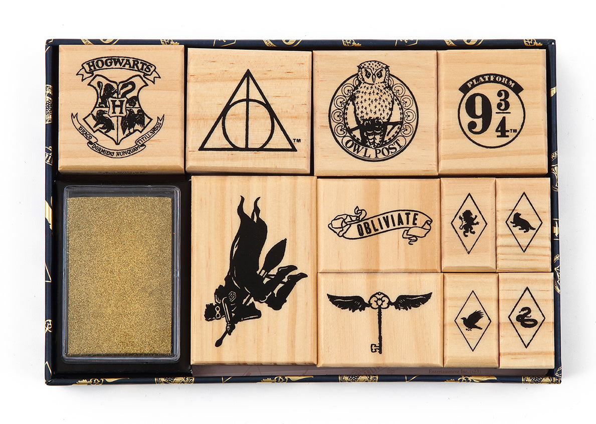 Harry Potter Welcome to Hogwarts rubber stamp set by Insight Editions, featuring magical designs and iconic Hogwarts symbols.