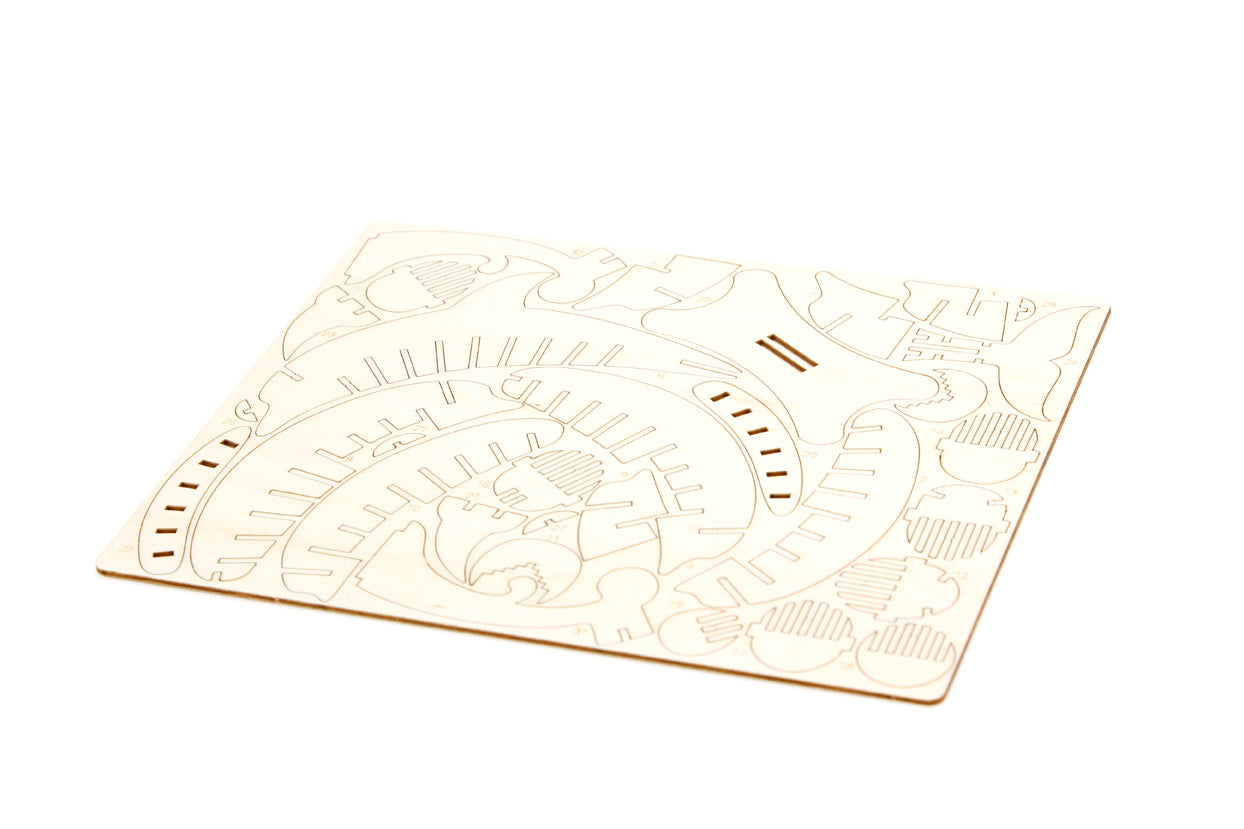 IncrediBuilds Animal Collection dolphin gift and stationery kit featuring a detailed dolphin model and related stationery items.