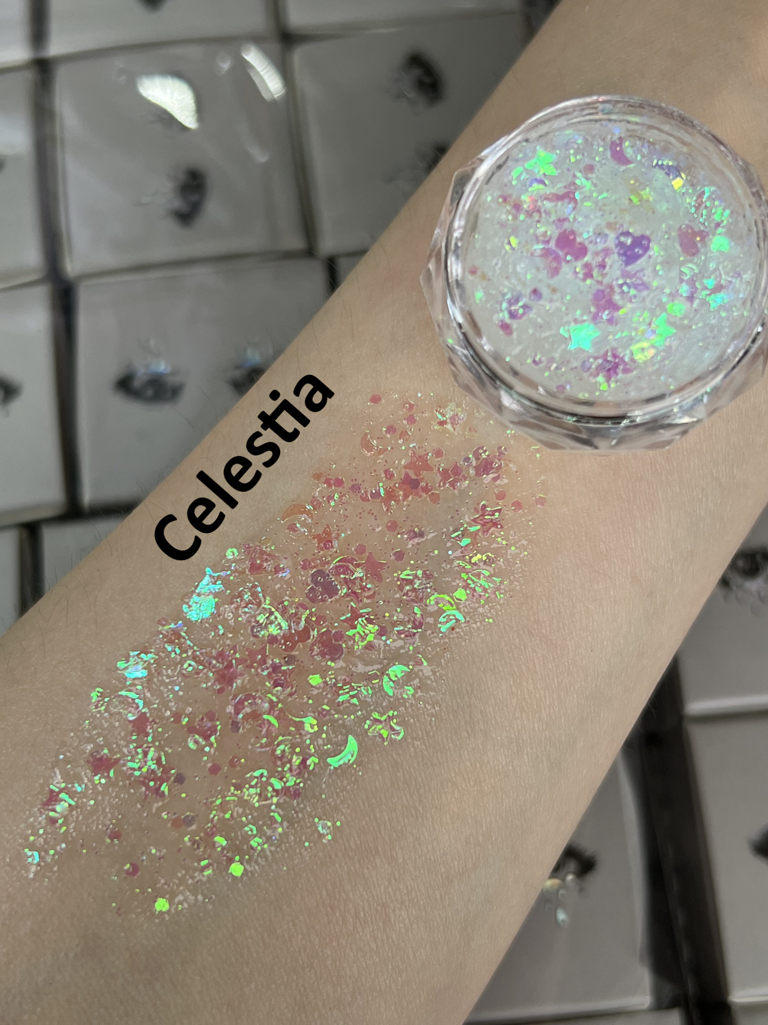 Nekoyanin Gel Glitter Tears in a small jar with sparkling gold glitter, perfect for cosmetic or nail art applications.