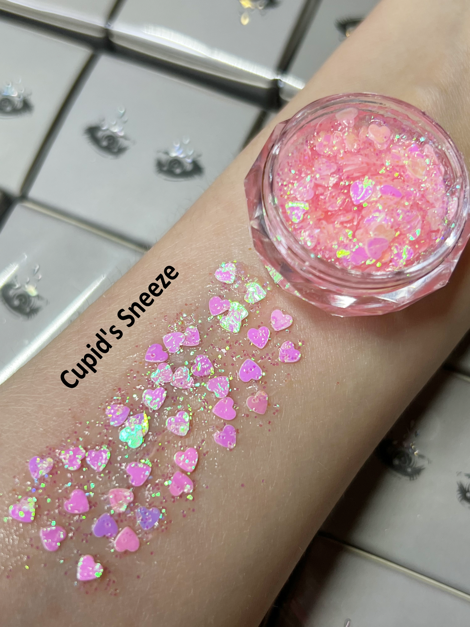 Nekoyanin Gel Glitter Tears in a jar with shimmering gold and silver glitter, perfect for nail art and cosmetic designs.