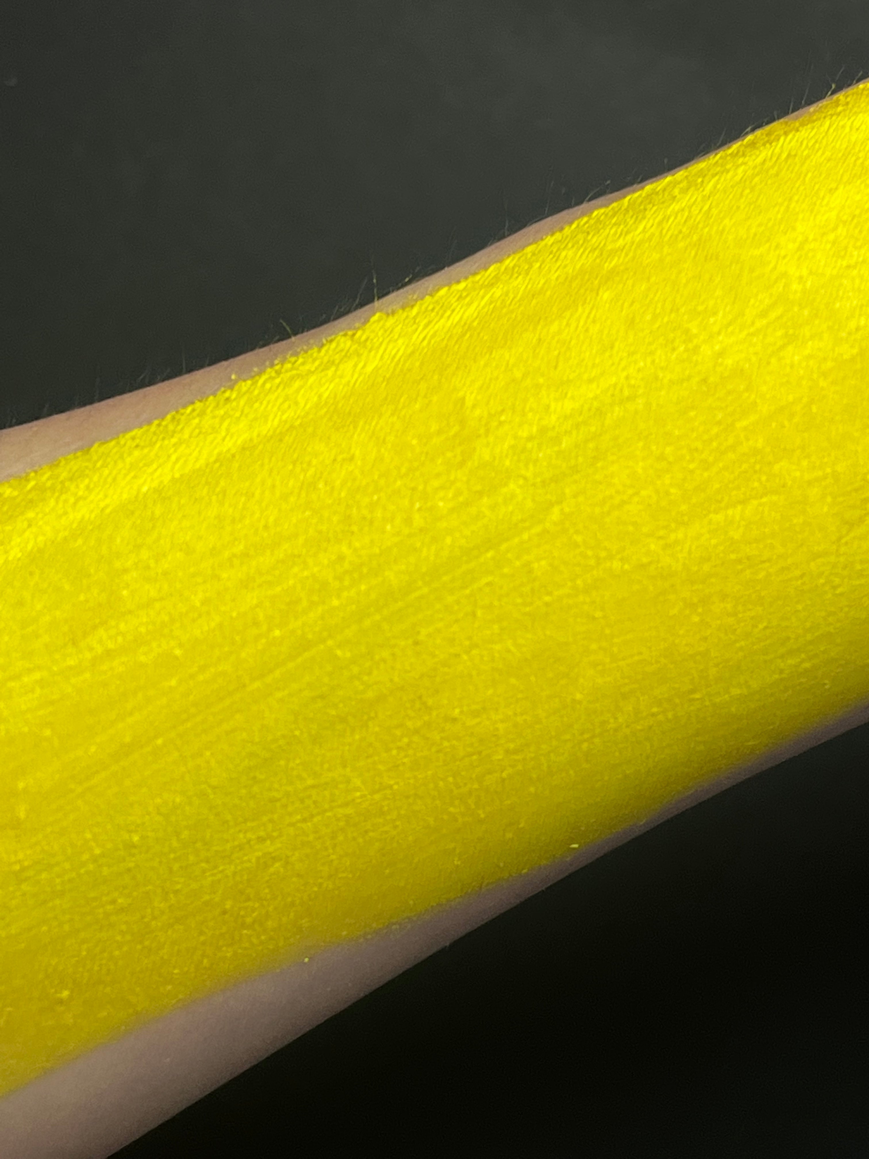 Nekoyanin 15 Dijon yellow water-activated graphic liner displayed on a white background, showcasing its vibrant color and sleek design.
