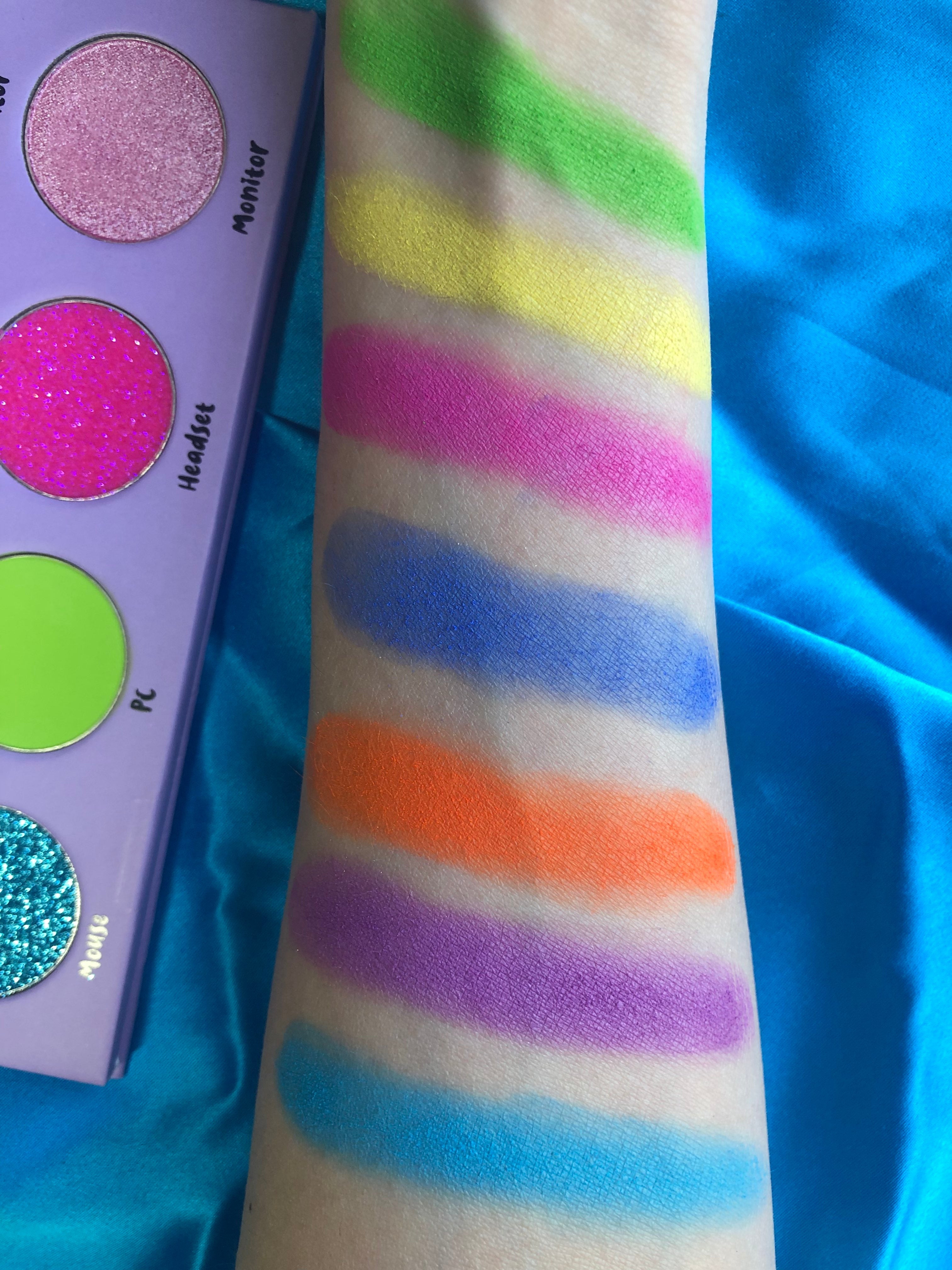 Nekoyanin Streamer Palette with vibrant eyeshadow shades in a sleek, compact makeup palette.