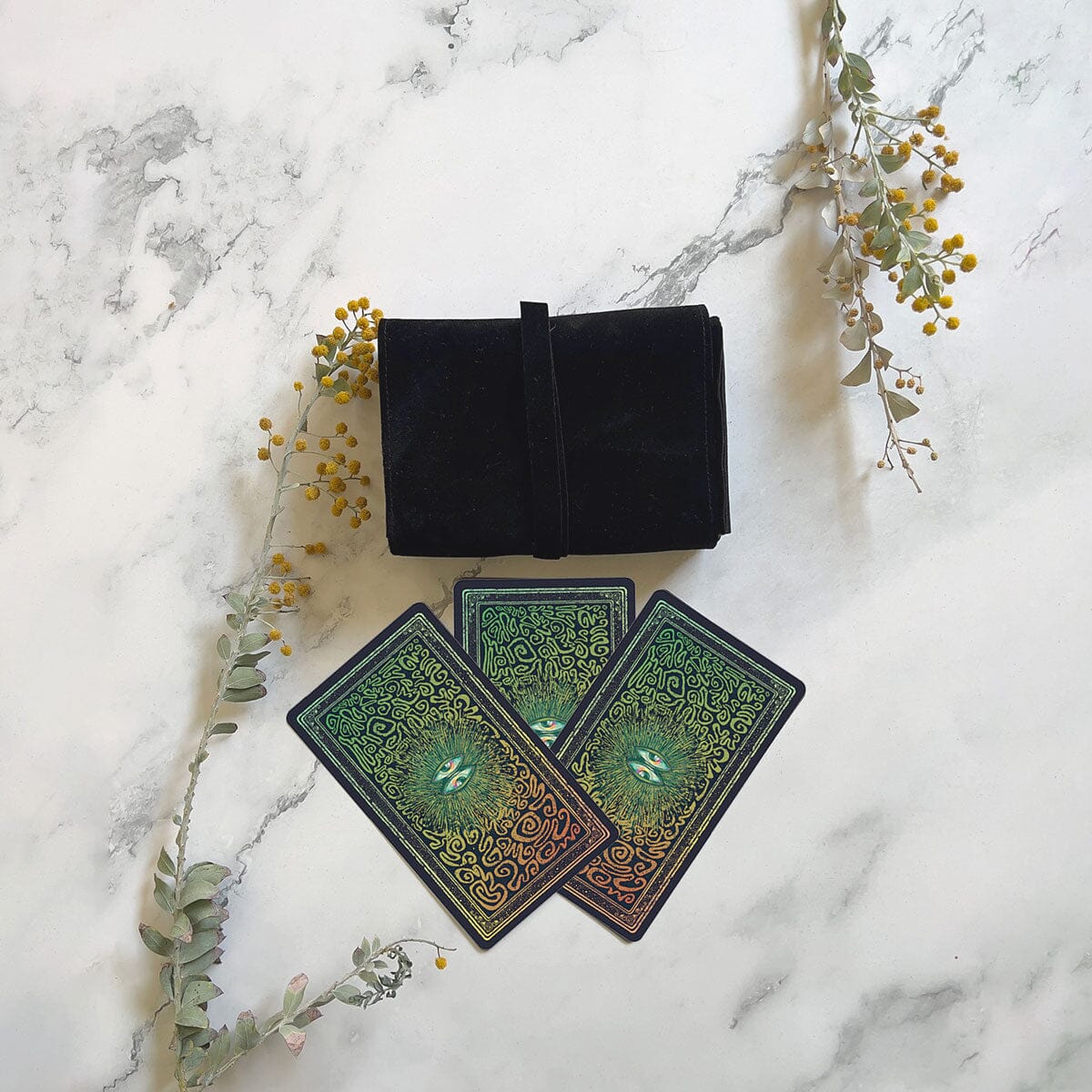 Mirra Visions Satchel deck by Prisma Visions, featuring vibrant illustrated cards in a colorful deck box.