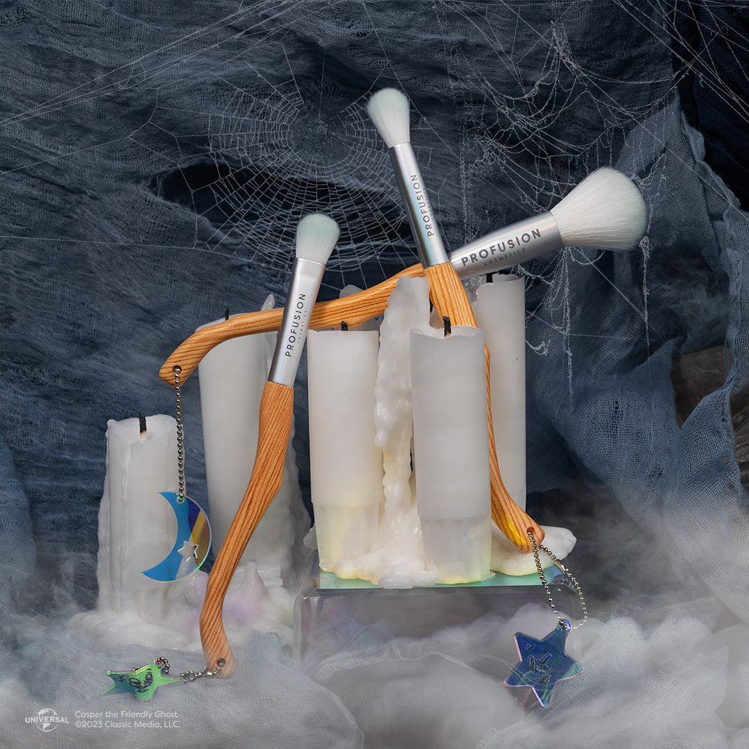 Profusion Cosmetics Casper the Friendly Ghost 3-piece eye and face makeup brush set with soft bristles and themed design.