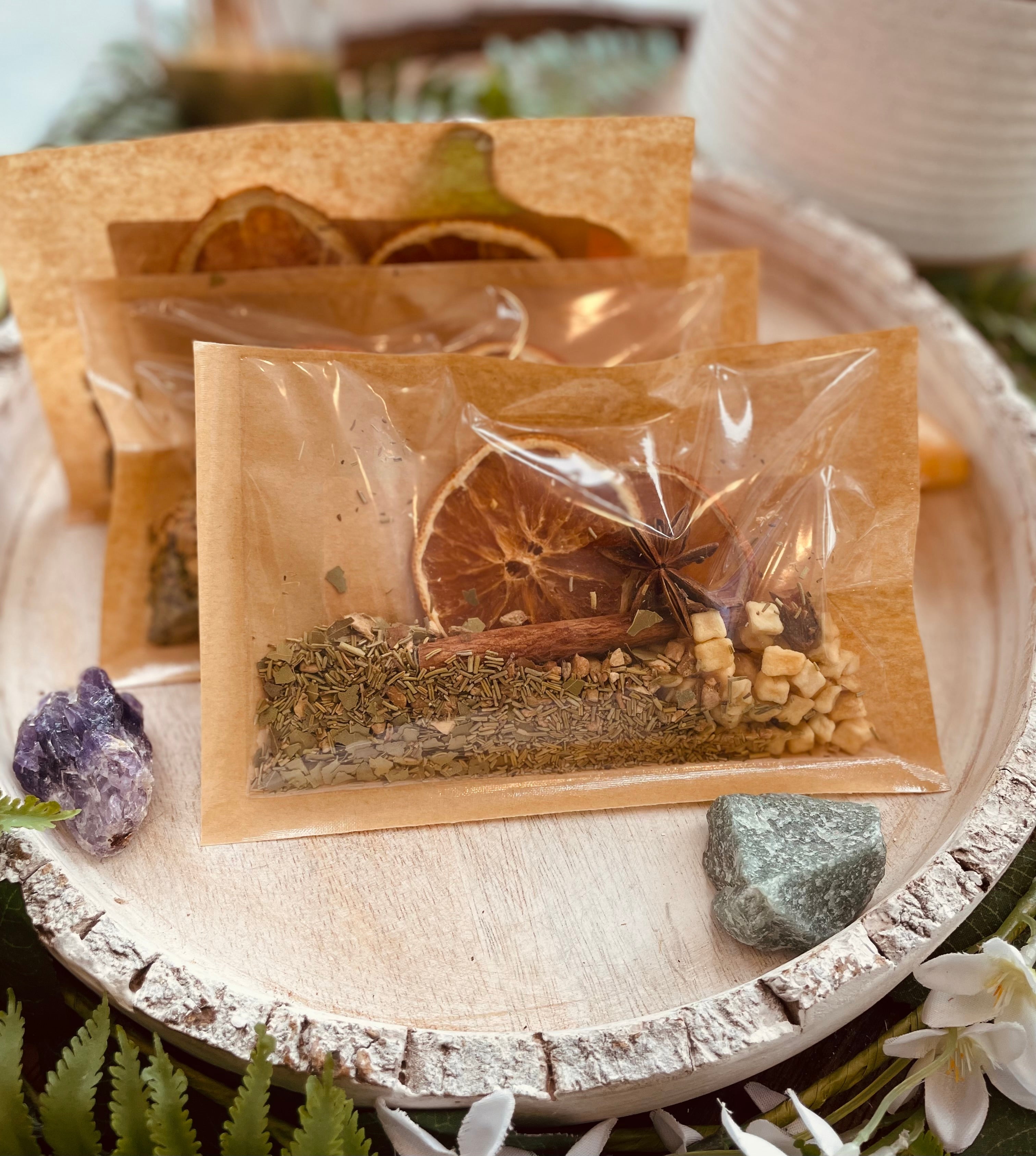 Sage & Stone Apothecary Witches Brew Simmer Pot with a rustic design, perfect for aromatic home decor and witchcraft rituals.