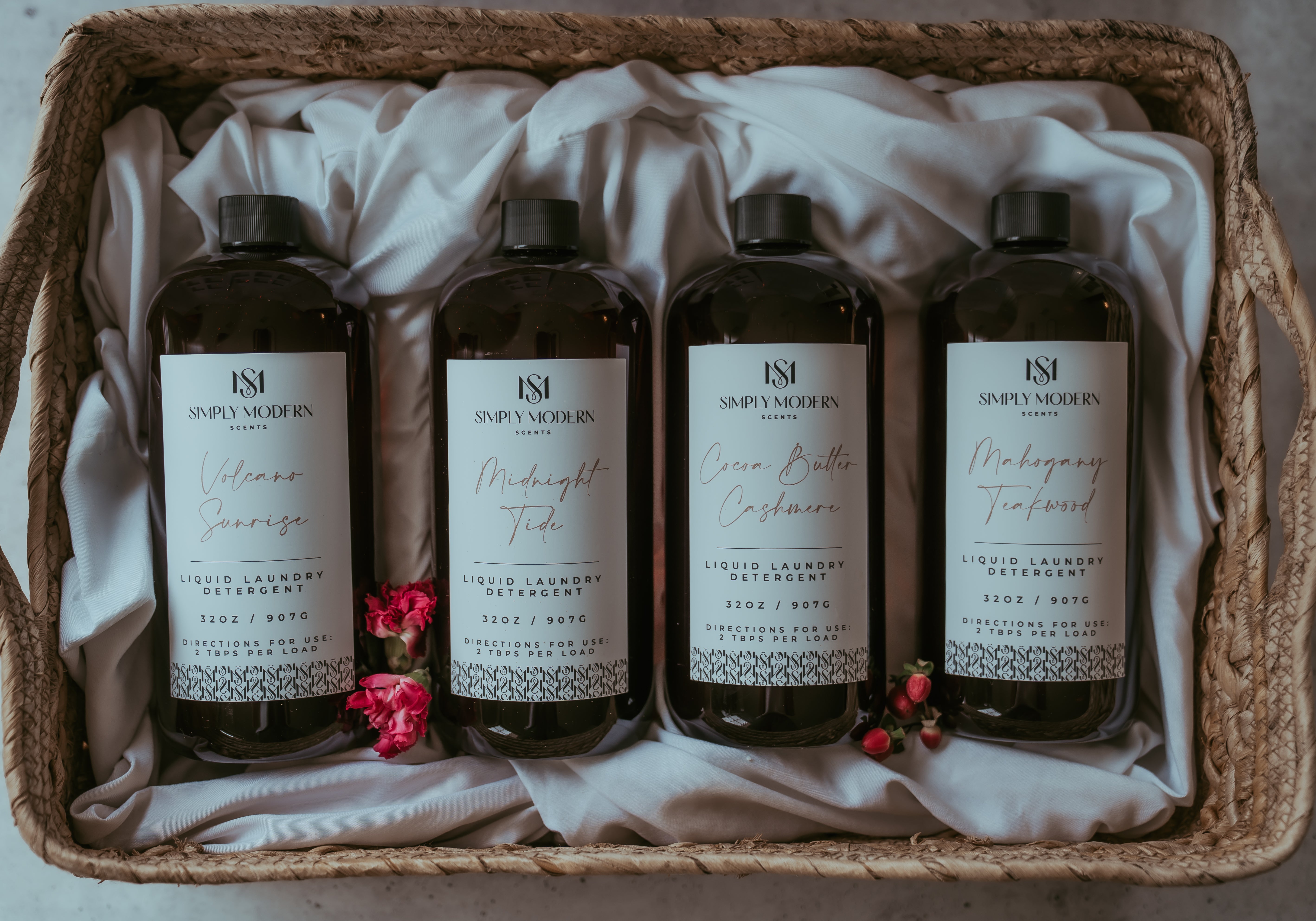 Simply Modern Scents Midnight Tide 32oz luxury laundry detergent bottle with a sleek design and fresh scent.