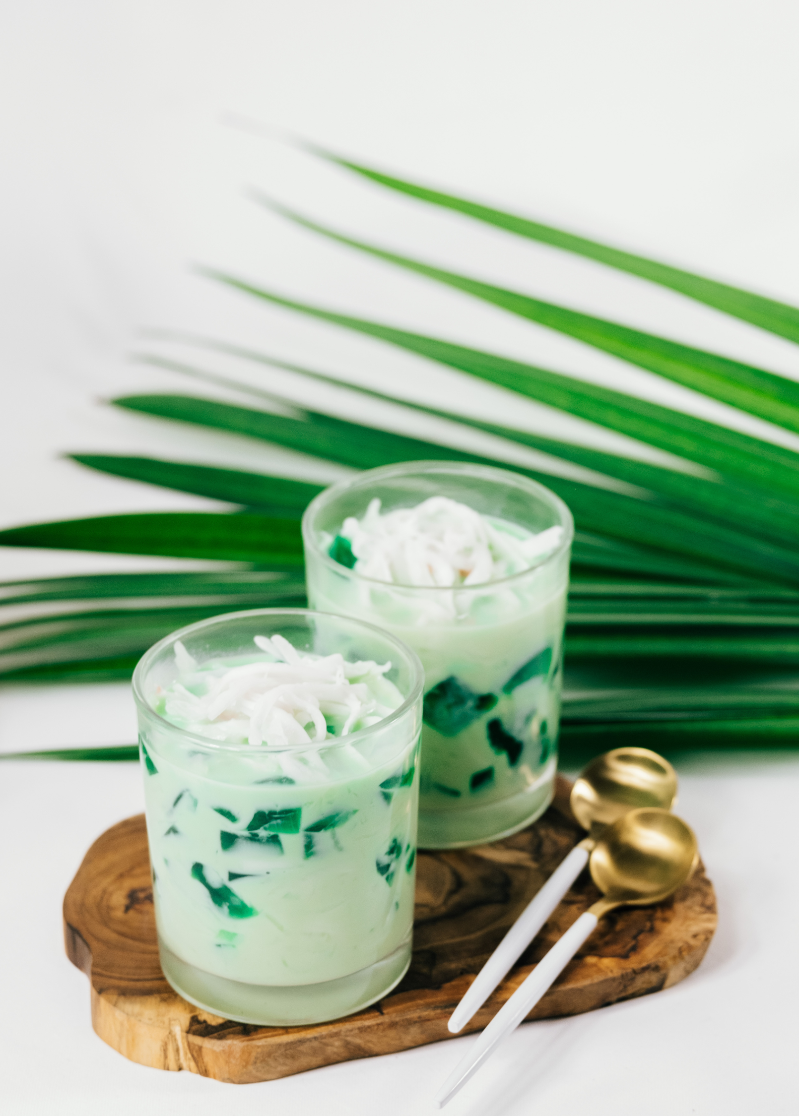 Pandan Leaf herb in coconut coir pot, Sow Exotic brand, showcasing lush green pandanus amaryllifolius plant.