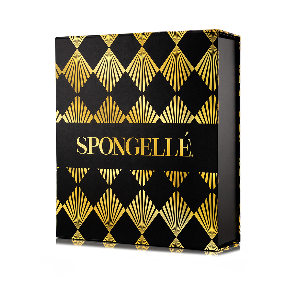 Spongellé Bulgarian Rose Daisy Body Gift Set with fragrant body wash and sponge, featuring floral and rose scents.