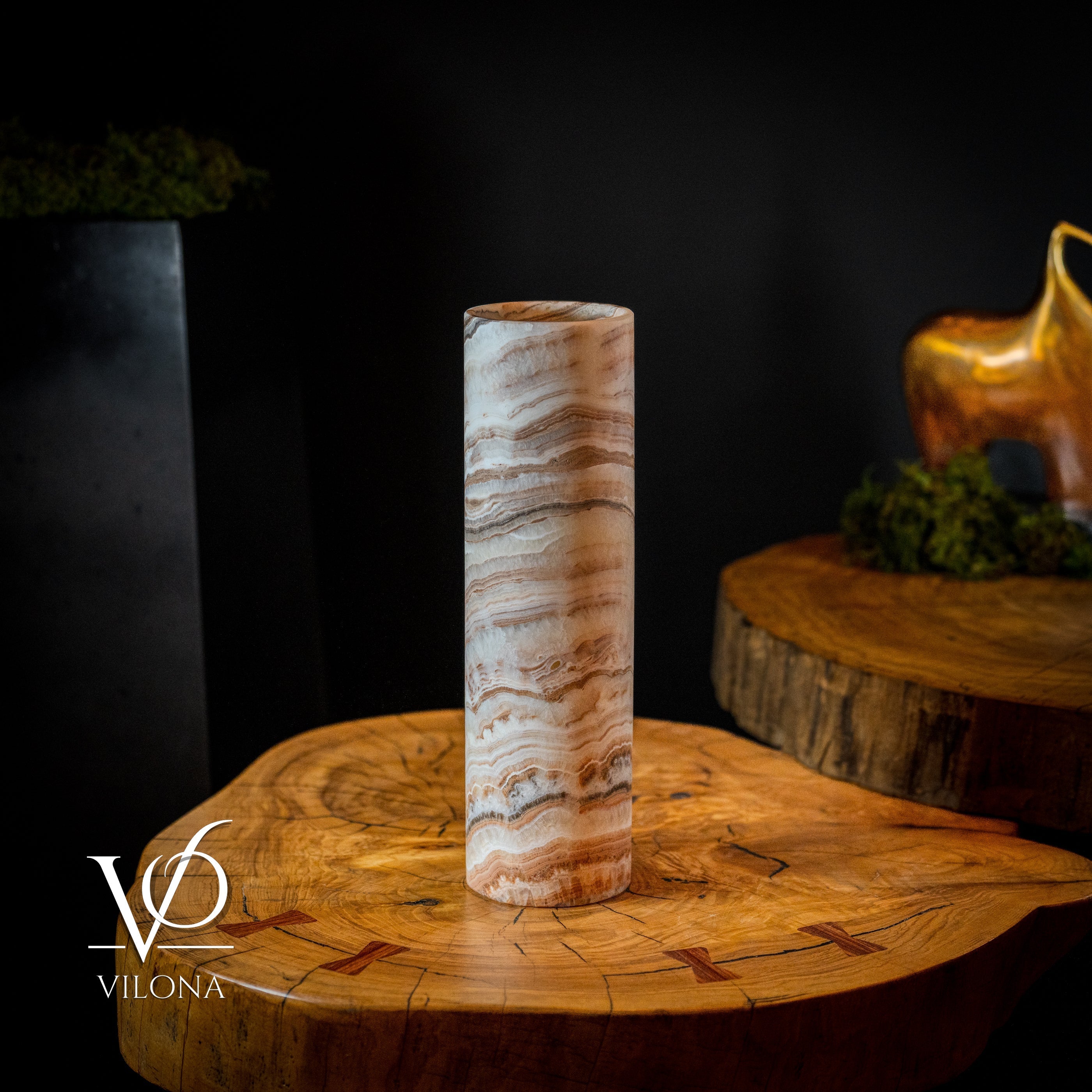 Vilona Onyx Sahara Crystal Onyx desk lamp with a sleek black base and crystal accents, ideal for modern workspace or bedside.